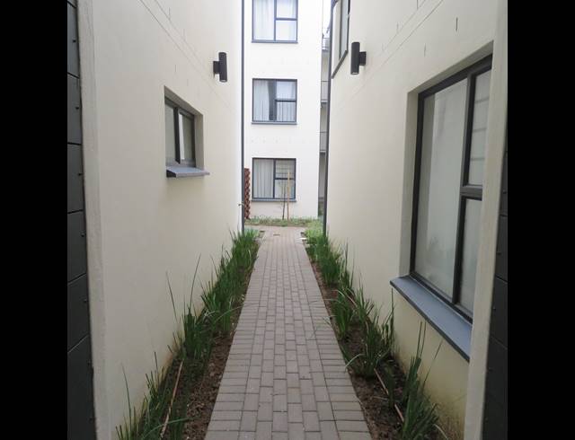 1 BEDROOM APARTMENT RENTED IN GREENBAY ECO ESTATE